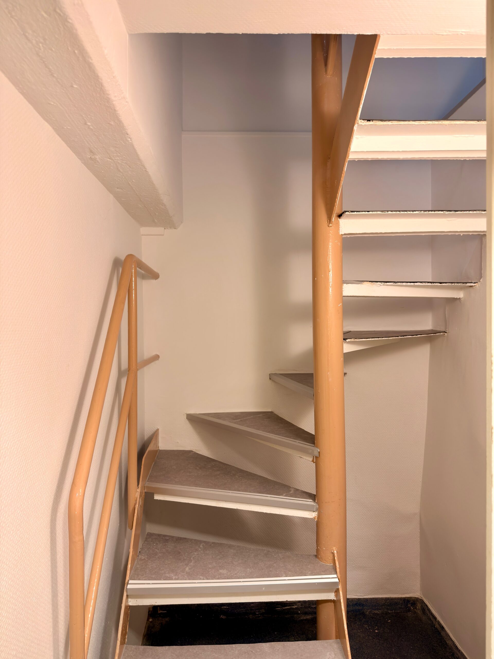 Wendetreppe zum Erdgeschoss